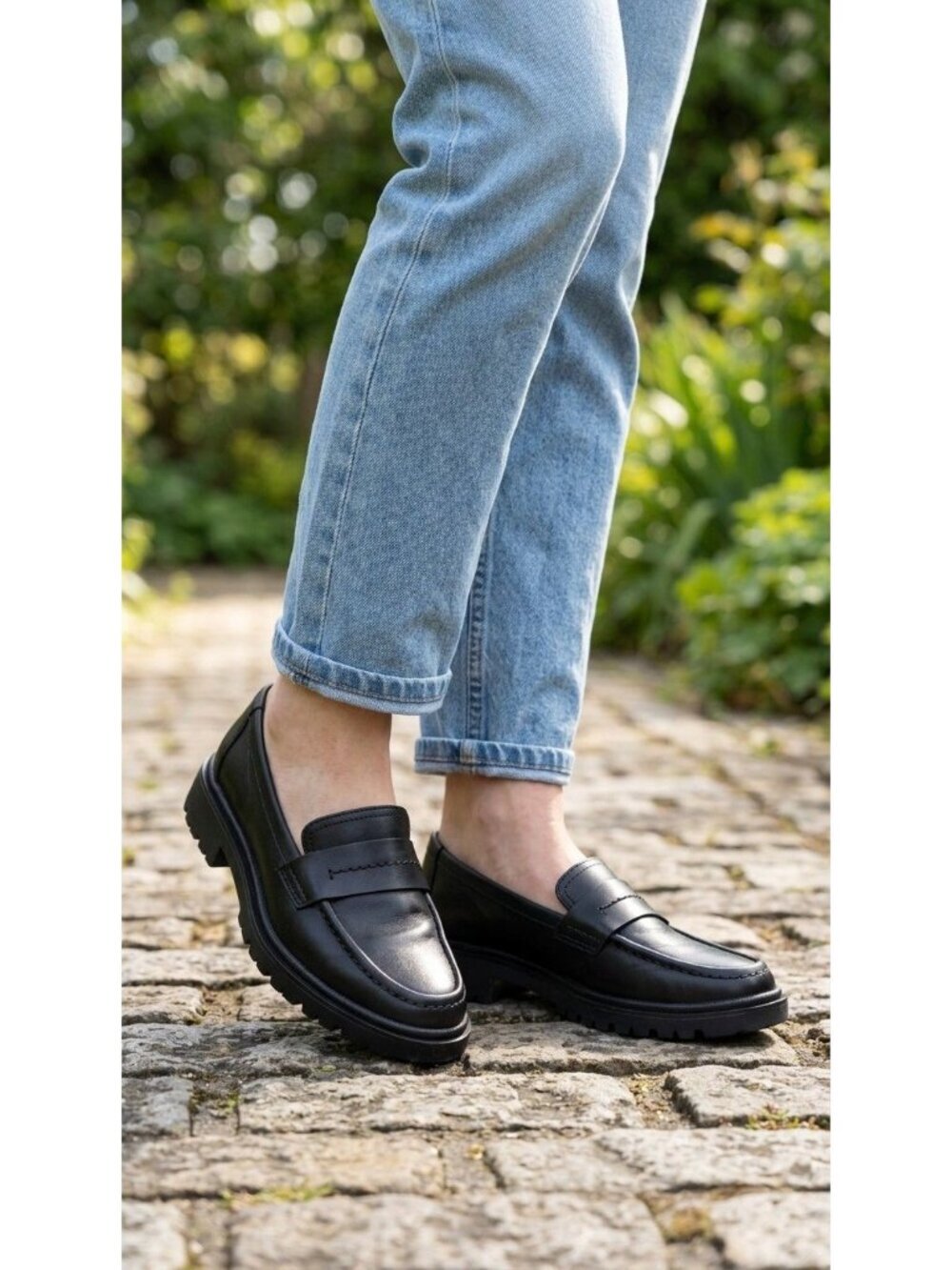 Clarks Collection Leather Penny Loafers Slip-On Shoes Women's Black Size 6M